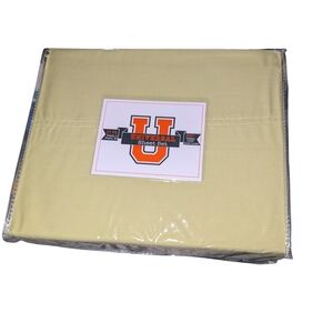 Universal Green Bedding Sheet Set